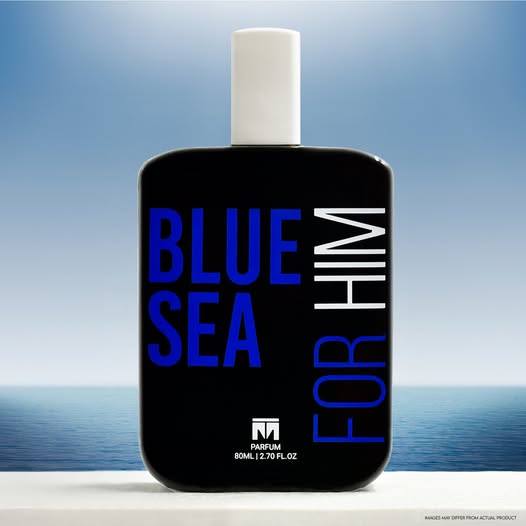 Blue Sea for Him - Dylan Blue Pour Homme by Versace - Motala Perfumes - Scentify
